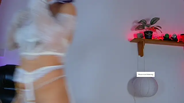 vayolett01 dakotta online show from October 15, 3:27 am