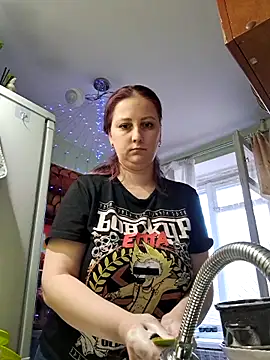 Sakura Green online show from March 13, 2:44 pm