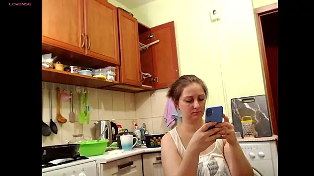 Sakura Green online show from March 22, 9:42 pm