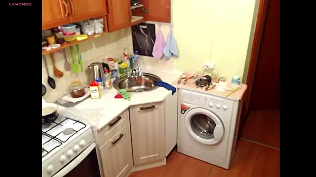 Sakura Green online show from March 22, 6:36 pm