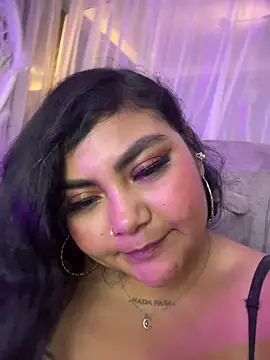 Juli Walker online show from March 3, 2:51 am