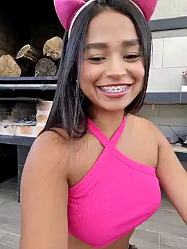 Snapshot of Juli_Walker chatting on January 30, 2:15 pm Juli Walker online show from January 30, 2:15 pm