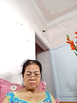 Hotestlove online show from March 21, 2:35 am