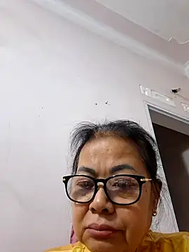 Hotestlove online show from February 28, 1:27 am