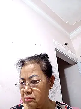 Hotestlove online show from March 4, 11:45 pm