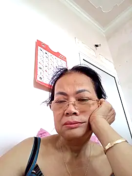 Snapshot of Hotestlove chatting on September 19, 5:44 am Hotestlove online show from September 19, 5:44 am