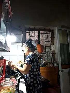 Hotestlove online show from February 27, 1:06 am