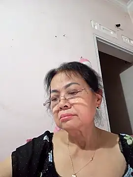 Snapshot of Hotestlove chatting on May 7, 1:14 pm Hotestlove online show from May 7, 1:14 pm