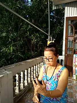 Snapshot of Hotestlove chatting on October 3, 11:39 pm Hotestlove online show from October 3, 11:39 pm
