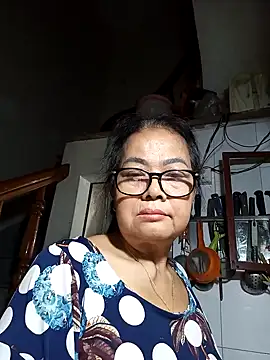 Hotestlove online show from February 26, 1:00 pm