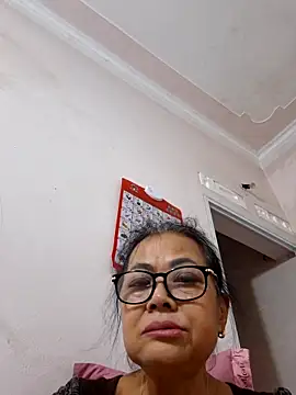 Snapshot of Hotestlove chatting on October 14, 9:32 am Hotestlove online show from October 14, 9:32 am