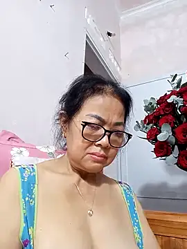 Hotestlove online show from March 15, 12:45 pm