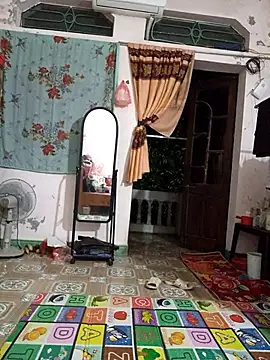 Hotestlove online show from April 16, 9:50 pm