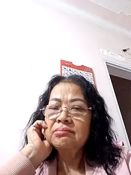 Hotestlove online show from November 6, 2:32 pm