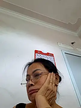 Snapshot of Hotestlove chatting on September 9, 6:34 am Hotestlove online show from September 9, 6:34 am