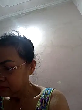 Snapshot of Hotestlove chatting on April 26, 10:07 pm Hotestlove online show from April 26, 10:07 pm