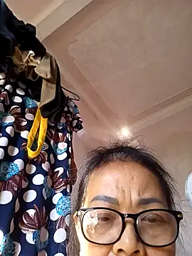 Hotestlove online show from January 8, 2:17 am