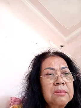 Hotestlove online show from November 15, 1:42 am