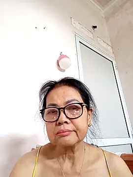 Hotestlove online show from April 11, 6:54 am