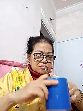 Hotestlove online show from February 20, 11:28 pm