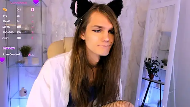 Will Will  online show from November 17, 6:06 am