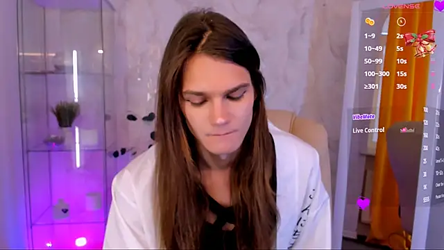 Will Will  online show from October 22, 6:35 am