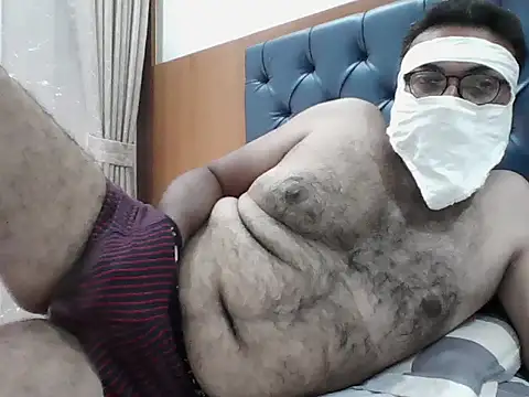 hornyboyslut1986 online show from October 18, 7:54 am