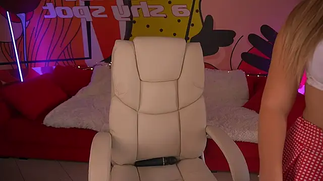 LiaBrazzerr online show from September 17, 6:48 am