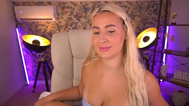 LiaBrazzerr online show from July 22, 3:36 pm