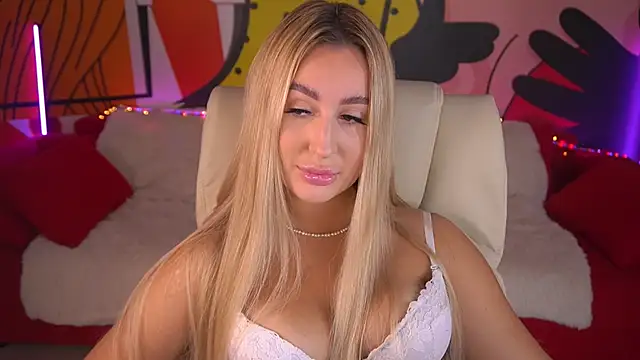 LiaBrazzerr online show from October 18, 8:38 am