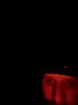 Snapshot of Crackkers chatting on December 5, 1:53 am Crackkers online show from December 5, 1:53 am