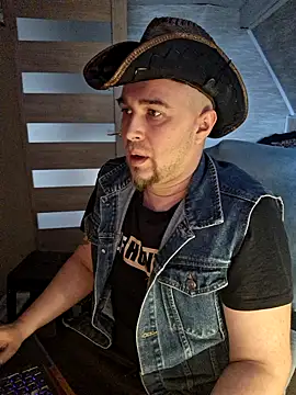 Foxyshaved online show from March 25, 8:03 am