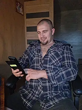 Snapshot of Foxyshaved chatting on September 21, 5:45 am Foxyshaved online show from September 21, 5:45 am