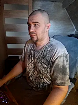 Foxyshaved online show from March 7, 5:47 am