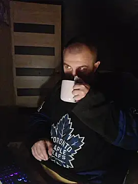 Foxyshaved online show from October 24, 3:27 am