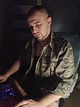 Foxyshaved online show from February 6, 5:47 am