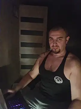 Foxyshaved online show from October 31, 3:47 am