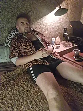 Foxyshaved online show from November 27, 3:40 am