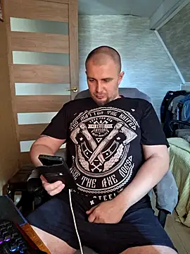 Foxyshaved online show from March 20, 10:05 am