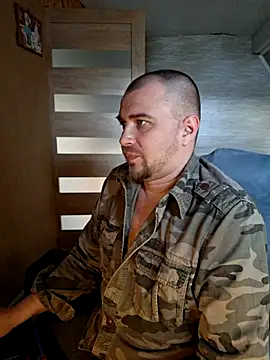 Foxyshaved online show from March 23, 1:33 pm