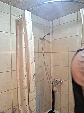 Snapshot of Foxyshaved chatting on June 4, 5:56 am Foxyshaved online show from June 4, 5:56 am