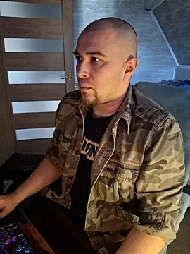 Foxyshaved online show from March 24, 8:25 am