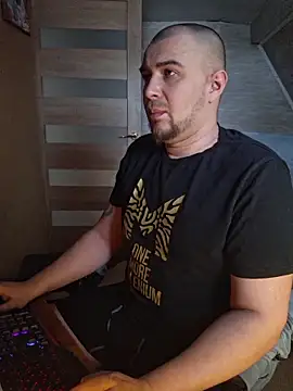 Foxyshaved online show from February 16, 7:29 am