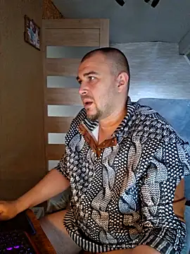 Foxyshaved online show from April 18, 7:54 am