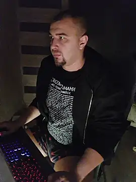 Foxyshaved online show from November 3, 3:23 am