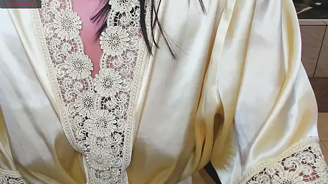 Snapshot of yourastral chatting on December 5, 12:58 am yourastral online show from December 5, 12:58 am