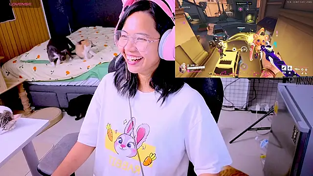 Kana G online show from March 8, 3:59 pm