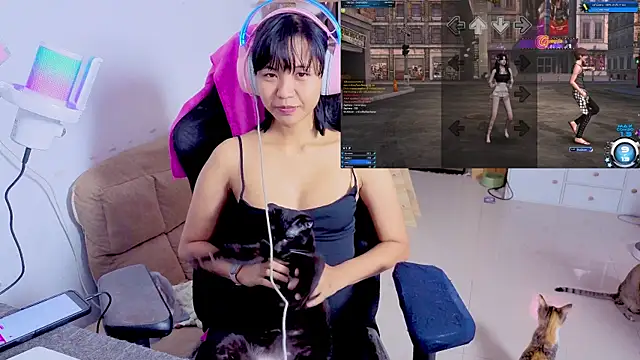 Snapshot of Kana_G chatting on October 8, 6:30 pm Kana G online show from October 8, 6:30 pm