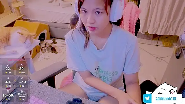 Snapshot of Kana_G chatting on July 1, 4:18 pm Kana G online show from July 1, 4:18 pm
