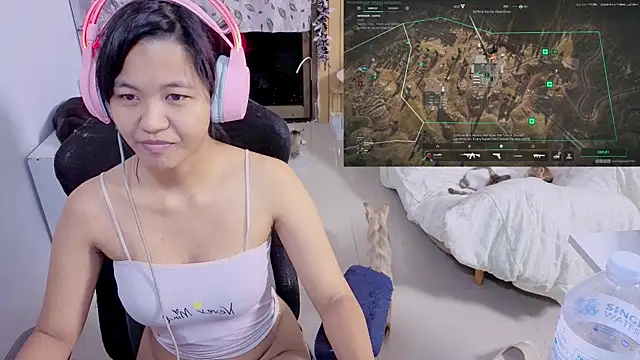 Snapshot of Kana_G chatting on November 15, 8:13 pm Kana G online show from November 15, 8:13 pm